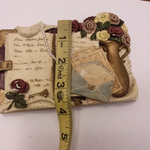 Beautiful Vintage style Paperweights. - Picture 3 of 5